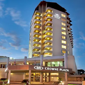Crowne Plaza By Ihg Отель
